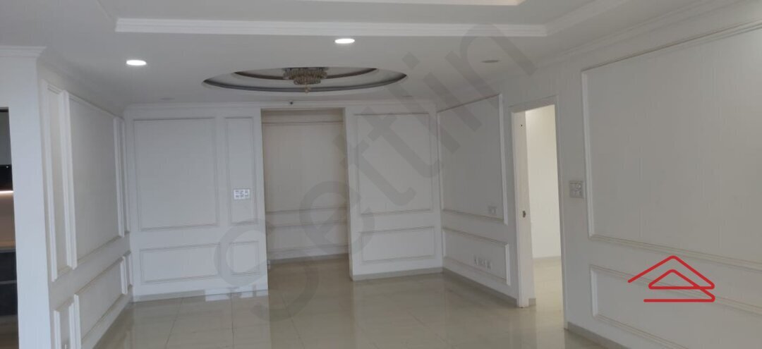 Model Flat Images